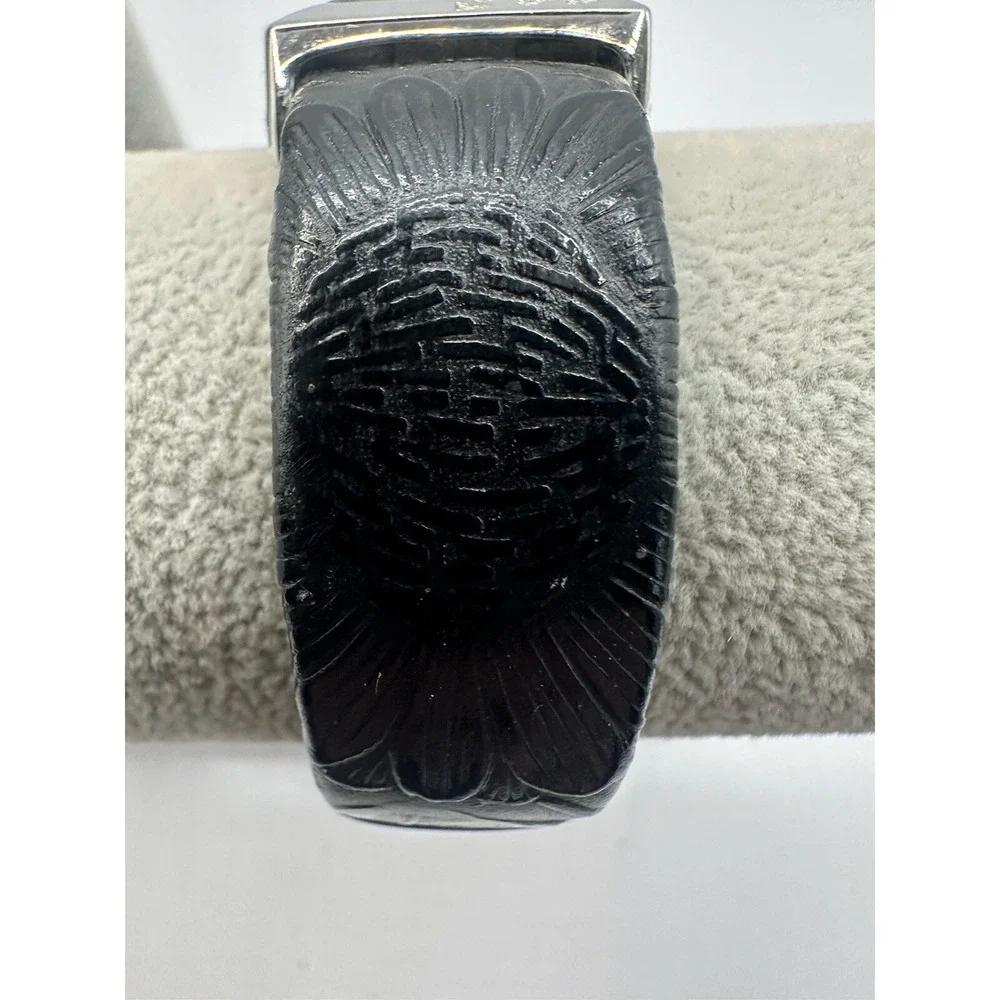 Chico's Womens Cuff Bangle Watch New Battery‎ Black Band 30MM 6.5